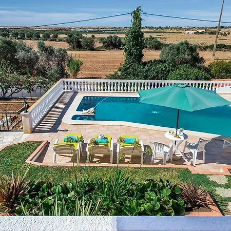 Villa Salgados